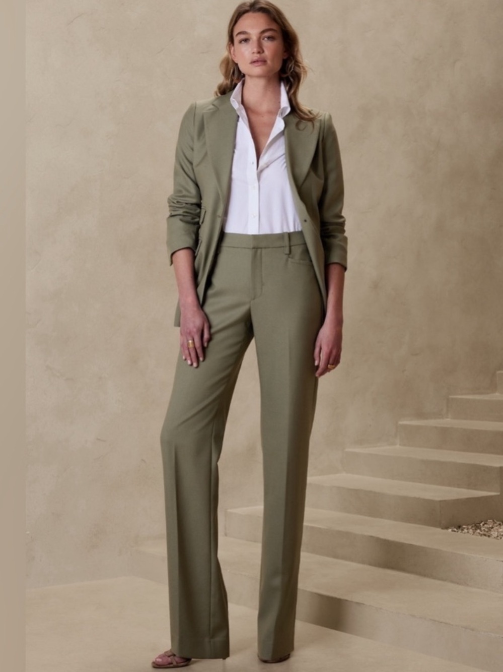 NWT! Banana Republic Thyme Green Lido Straight Italian Wool Pant 773624 📀1️⃣